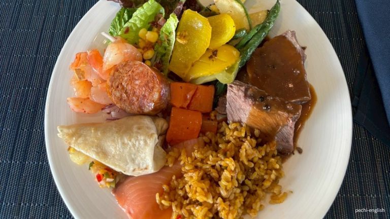 朝食ビュッフェ_食事プレート